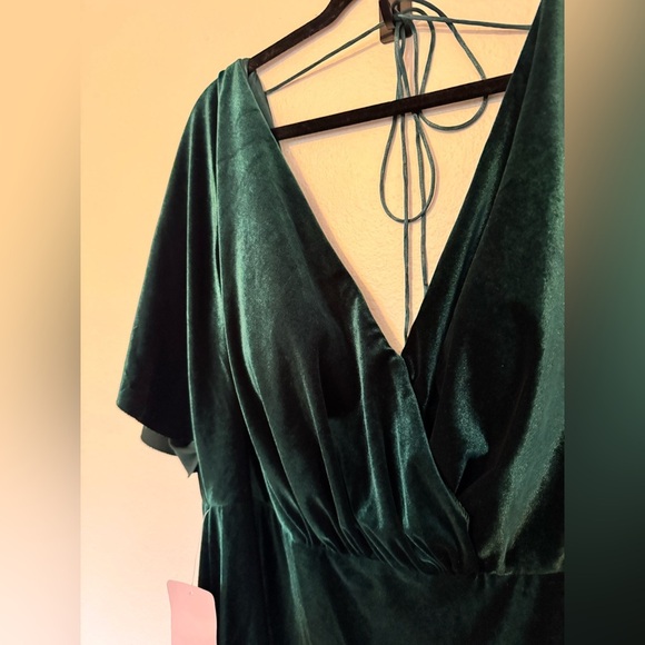 NEW Jenny Yoo Anthropologie Ellis Gown Open Back Velvet Emerald Size 24 Plus NWT - Picture 6 of 9